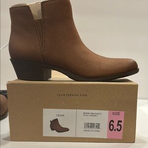 Lucky Brand Bessie Cedar Brown Leather Ankle Booties - Size 6.5